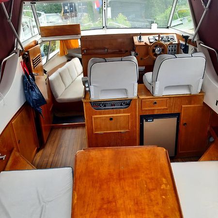 Motor Yacht Almaz Hotel Amsterdam Bagian luar foto